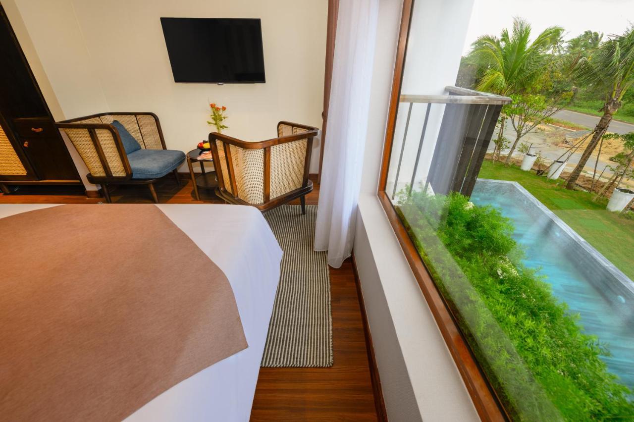 The Blossom Hoi An Ocean Front Hotel & Spa Exterior photo