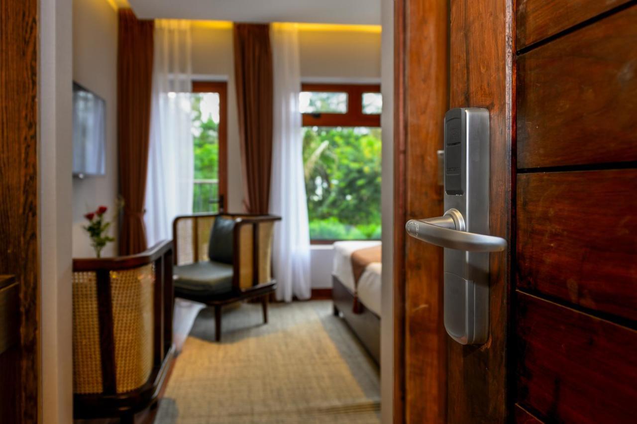 The Blossom Hoi An Ocean Front Hotel & Spa Exterior photo