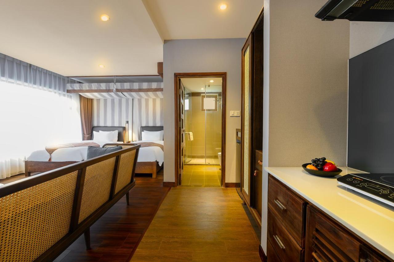The Blossom Hoi An Ocean Front Hotel & Spa Exterior photo