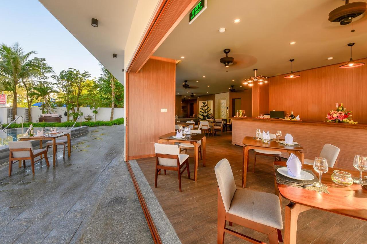 The Blossom Hoi An Ocean Front Hotel & Spa Exterior photo