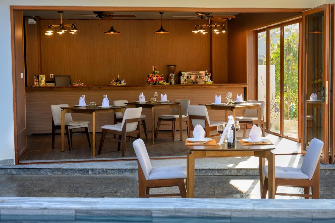 The Blossom Hoi An Ocean Front Hotel & Spa Exterior photo
